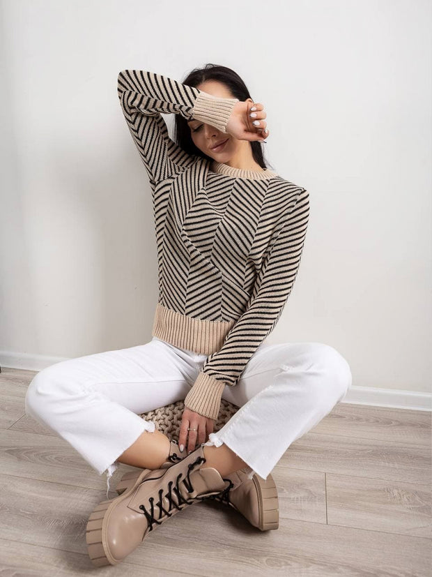 Hadat Beige-black Sweater