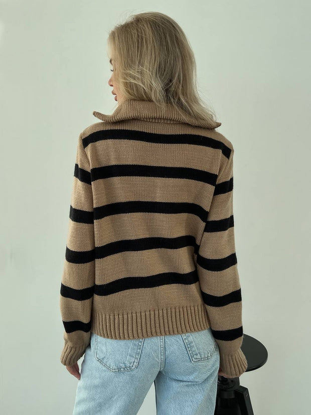 Bandera Sweater Camel-Black