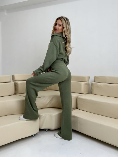 Knitted suit BRAVE Olive