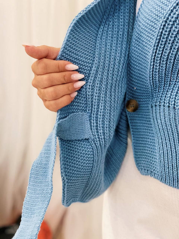 Knitted sweater Monamy light blue